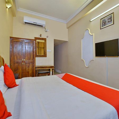 Oyo 9900 Hotel Pioneer Plaza Dzsódhpur Kültér fotó