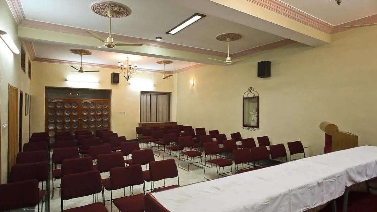 Oyo 9900 Hotel Pioneer Plaza Dzsódhpur Kültér fotó