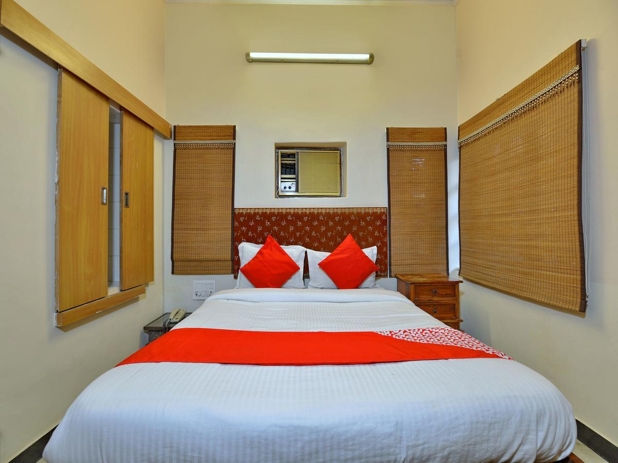 Oyo 9900 Hotel Pioneer Plaza Dzsódhpur Kültér fotó