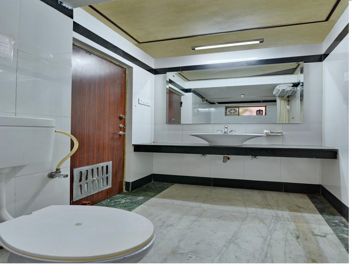 Oyo 9900 Hotel Pioneer Plaza Dzsódhpur Kültér fotó
