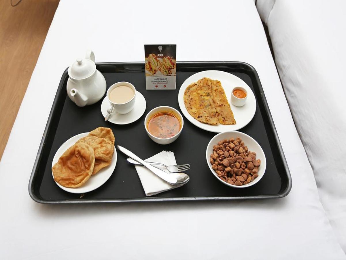 Oyo 9900 Hotel Pioneer Plaza Dzsódhpur Kültér fotó