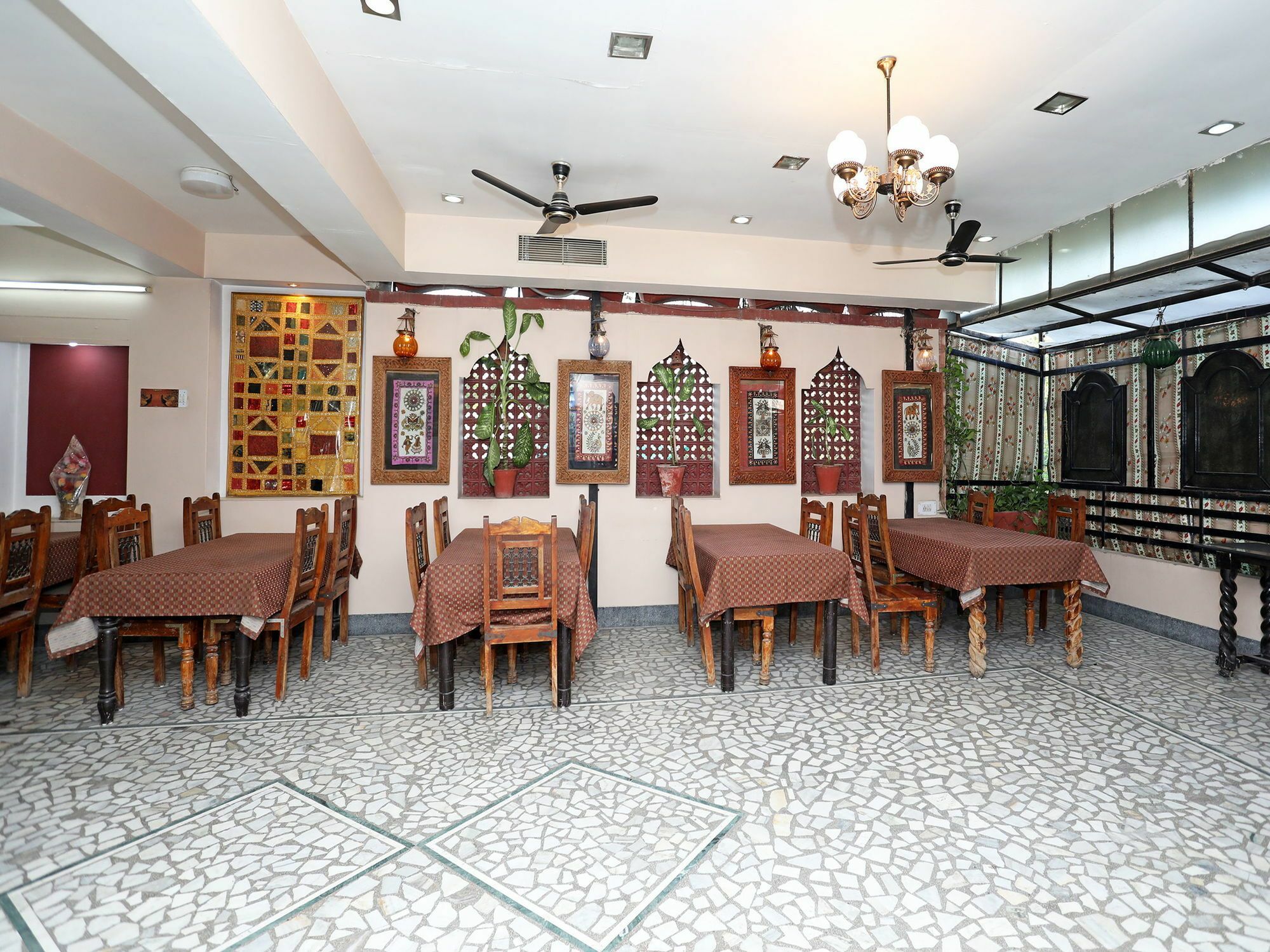 Oyo 9900 Hotel Pioneer Plaza Dzsódhpur Kültér fotó